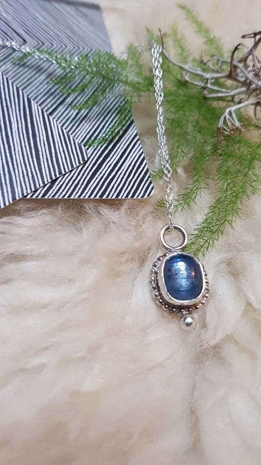 Welcome to Wandering Moth Jewelry:  Handcrafted Artisan Gemstone Jewelry consciously crafted on Vancouver Island