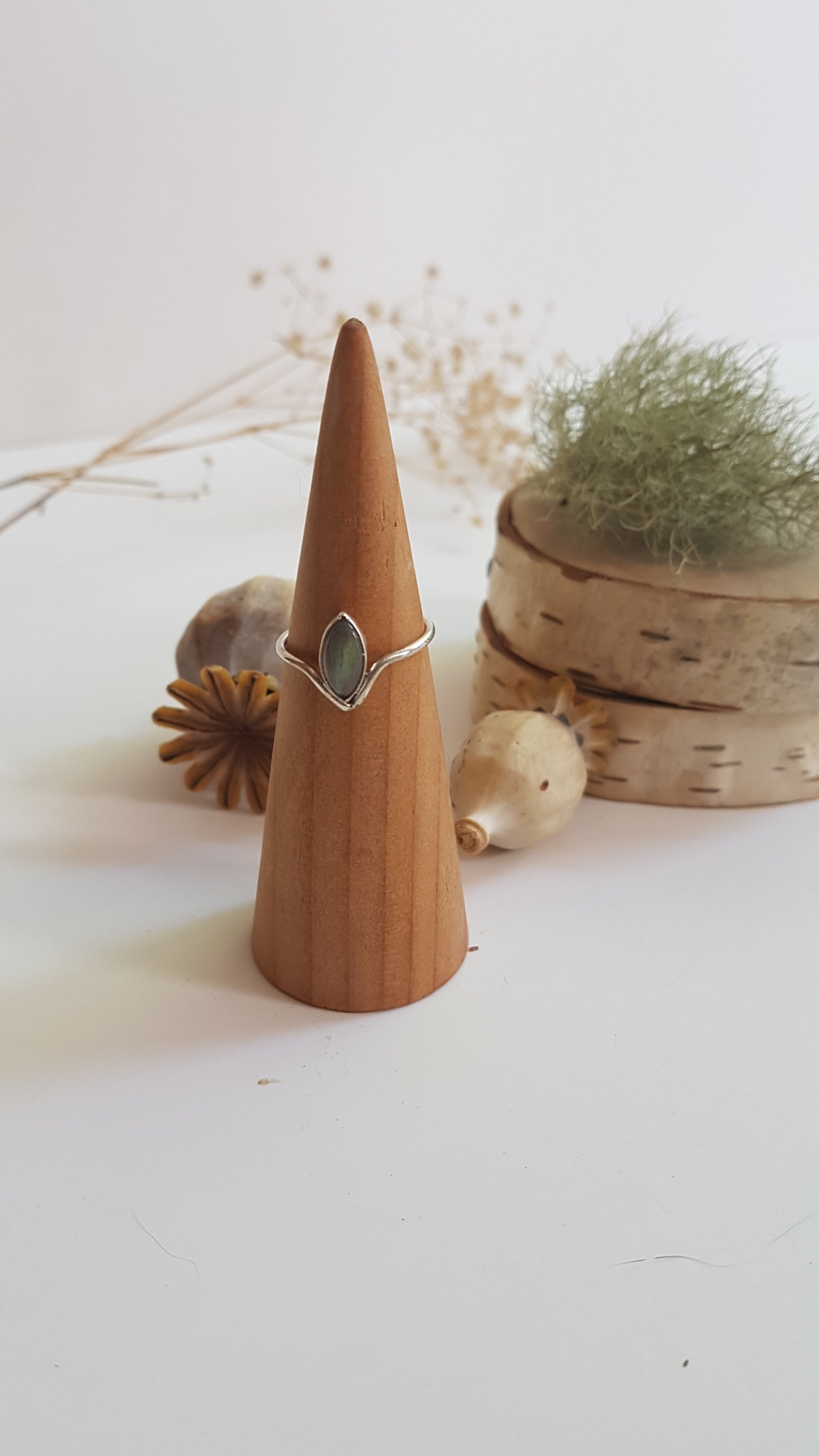 Marquise cut Labradorite Sterling Silver Ring