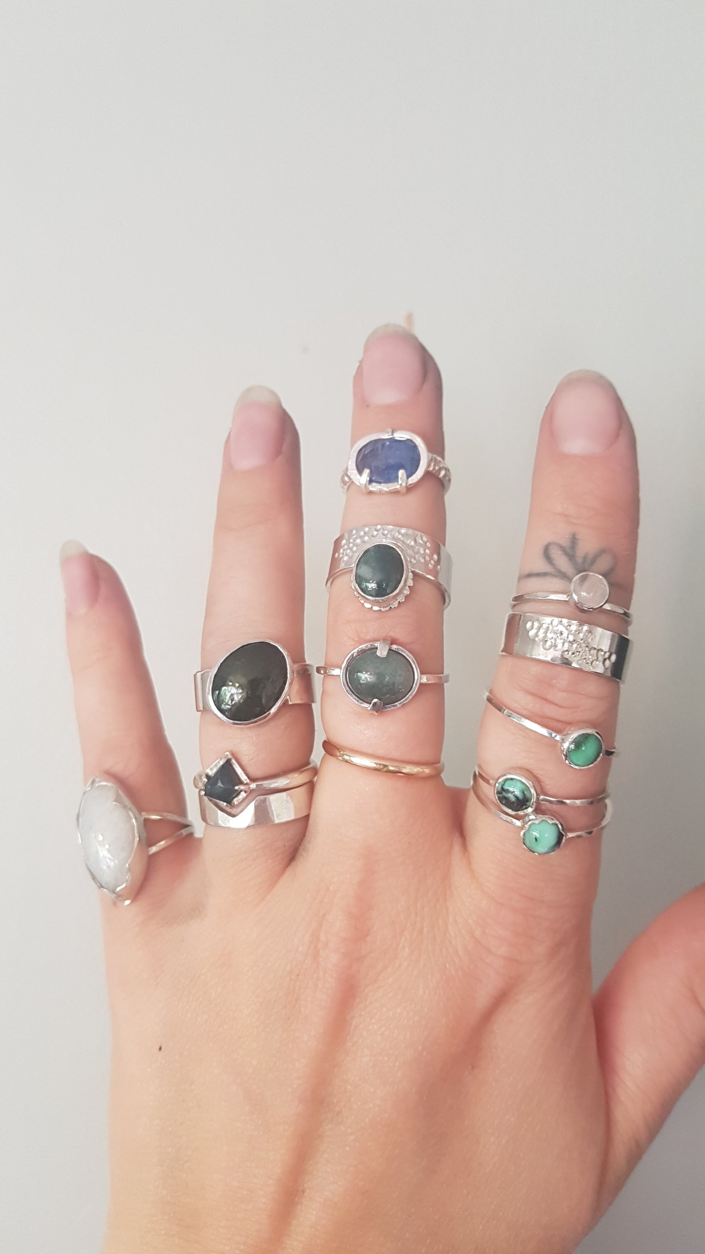 Water Facets Band Ring